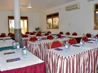 Rates Hotel Mbale 엠베일 호텔