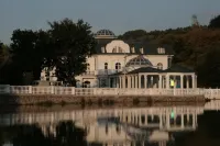 Track Hotels in Nal'chik