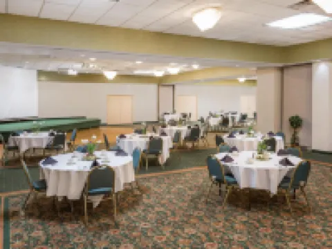 Days Inn & Conf Center by Wyndham Southern Pines Pinehurst Hotels in Moore County