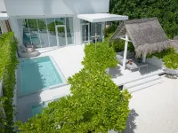 Malahini Kuda Bandos Resort - С бассейном