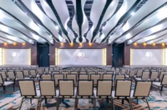 DoubleTree by Hilton Cedar Rapids Convention Complex