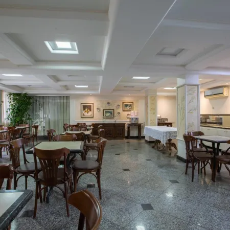 Hotel Apollo