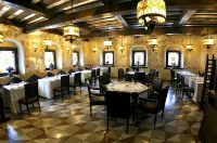 Dvor Podznoeva Studios and Apartments