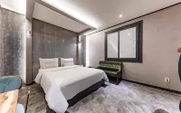 Hotel Parfe Các khách sạn ở Cheonan