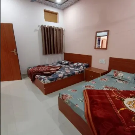 Hotel Saraswati Atithi Bhawan Vrindavan