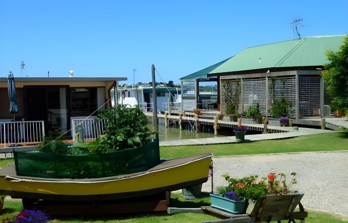 Boat Haven Studios