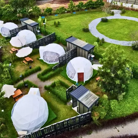 Glamping Hill Khaoyai Отели рядом с достопримечательностью «Wat Tha Chang»