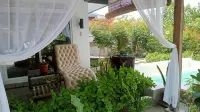 Baywalk Suites Batangas - piscina