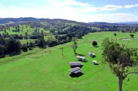 Valley Cabins by the Creek - Villas