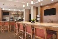 Hyatt Place at Anaheim Resort / Convention Center - bar