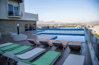 Amaryllis Hotel Blantyre - Pools