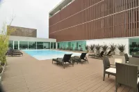 Rivera Casino & Resort - С бассейном