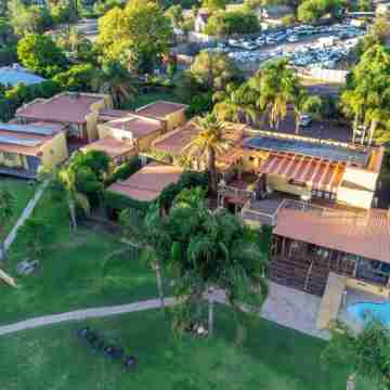 Sunriver Kalahari Lodge Riverside Stay in Upington Hotel Exterior