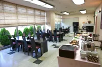 Hotel Access - Desayuno