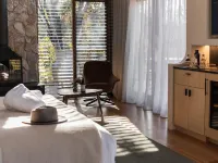 Chalets at Blackheath Hotels in Blackheath