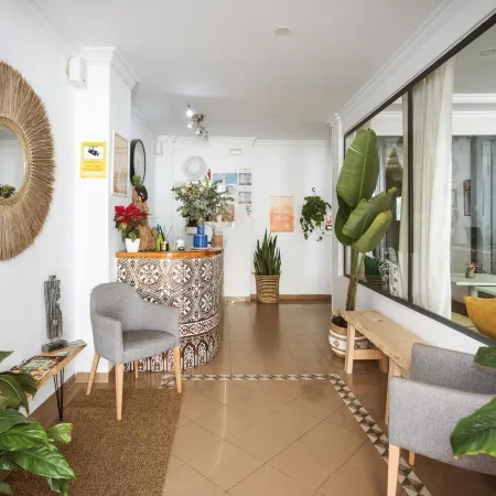 Naim Guest House Nerja