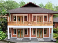 Jambuluwuk Convention Hall & Resort Batu Hotels near Batu Townsquare