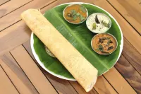 Hotel Holiday Comfort - 800 MTS from Jallianwala Bagh - Pet friendly