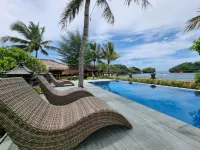 Istana Ombak Eco Resort - Beach