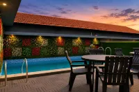 Hotel the Golden Sands, Located on Calangute Main Road - 루프탑 수영장