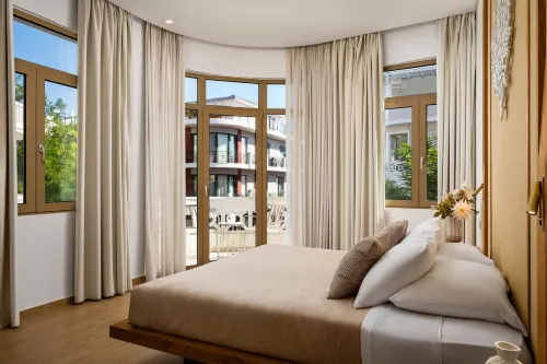 The 12th City Hotel - 3-Star