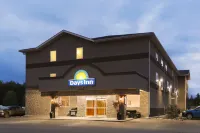 Days Inn by Wyndham Chetwynd Hotels in Chetwynd