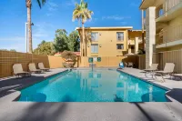 La Quinta Inn by Wyndham Phoenix Sky Harbor Airport