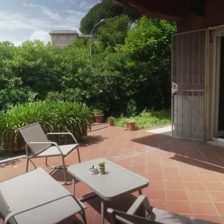 Casa Mia Guesthouse Отели рядом с достопримечательностью «Станция метро Cornelia»