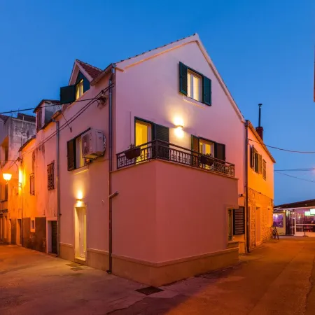 Navis Luxury Apartments