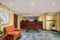 Hibiscus Inn & Suites