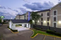 Wingate by Wyndham Jackson/Ridgeland - Pet friendly