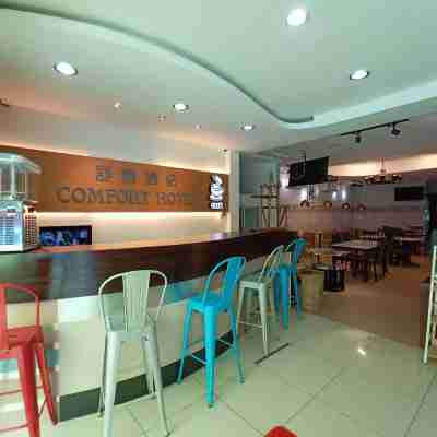 Comfort Hotel Dining/Meeting Rooms