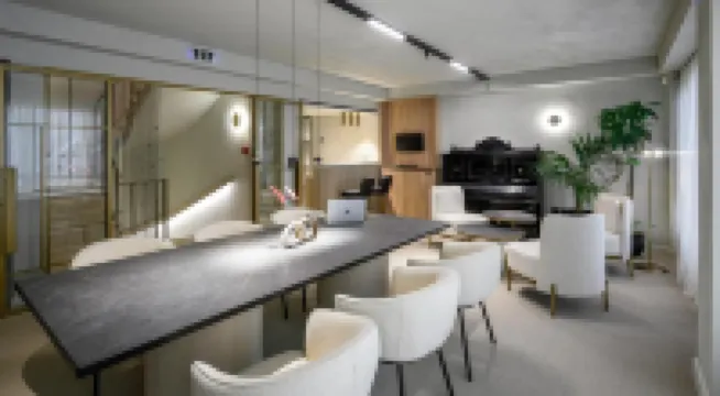 โรงแรม Arcadion