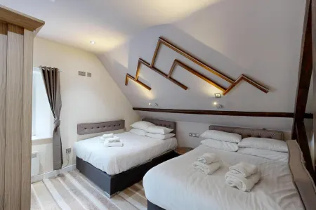 High Tor Hotel Отели в г. Юг Дарли