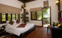 Nui Thom Ecolodge