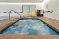 Fairfield Inn Fort Leonard Wood St. Robert - Hot Tub