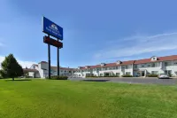 Super 8 by Wyndham Rapid City Hotels in Summerset