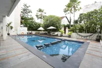 Luminor Hotel Banyuwangi by WH - Beach