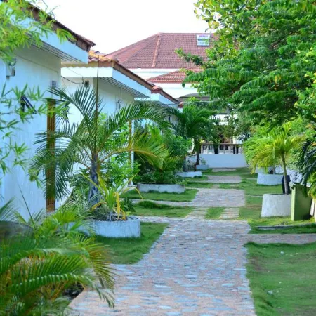 Eden Resort
