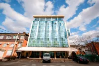 Triumph Hotel Hotels near Training Botanical Garden