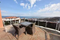 Treekos Suite Hotel - Bergblick