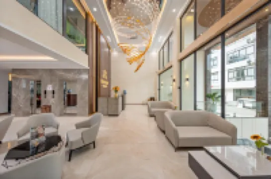 Cat Ba Wistaria Hotel - Pool & Massage