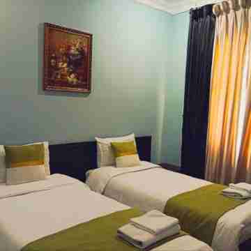 Marvarid Hotel Rooms