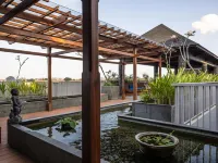 Aralea Coliving Hotels near Six-ways Roundabout