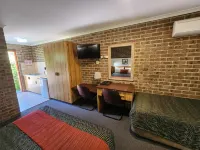 Idlewilde Town & Country Motor Inn