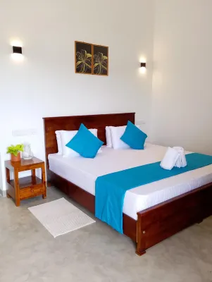 Crush river villa hikkaduwa - 2-Star