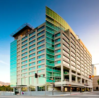 Embassy Suites by Hilton Los Angeles Glendale Hotels in Glendale