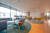 Holiday Inn Express Bordeaux - Lormont Hotel a Tresses