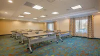 Candlewood Suites Dumfries - Quantico فنادق في Triangle