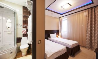 Forest End Foks Mini-Hotel